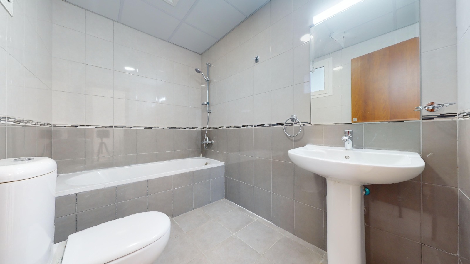 OFFER FOR UAE NATIONAL DAY! No Commission 2600 sqft Largest 3 bedroom w/ maid room Full Facility